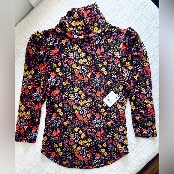 Free People Twyla Ditsy Floral Top 
NWT - Picture 2 of 6